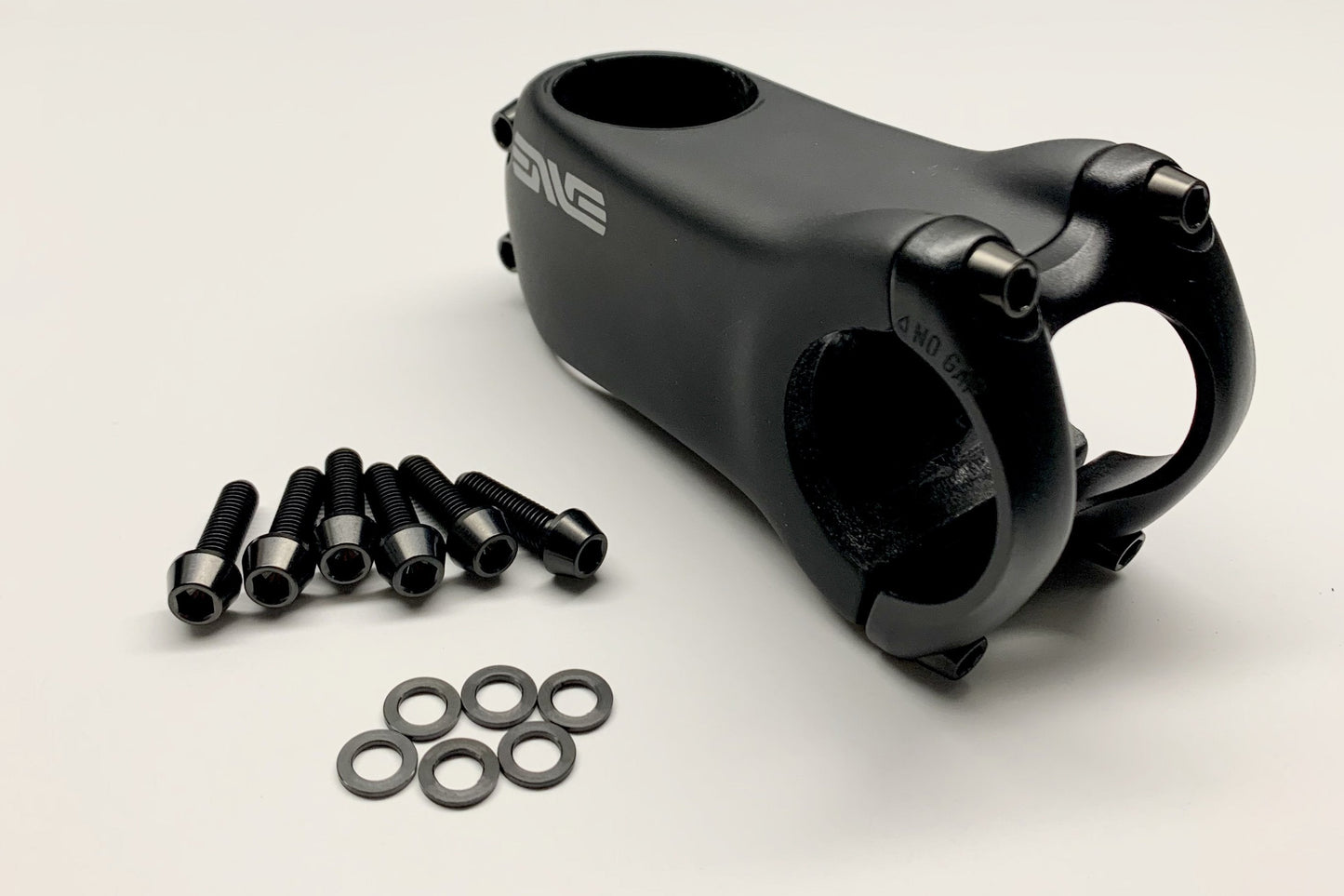 Enve M6, M7 and Alloy Stem Bolt Kit - Titanium